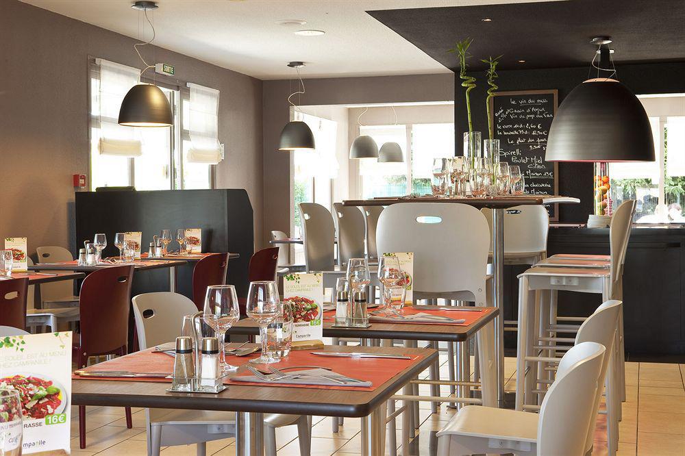 Campanile Nature - Dreux Restoran fotoğraf